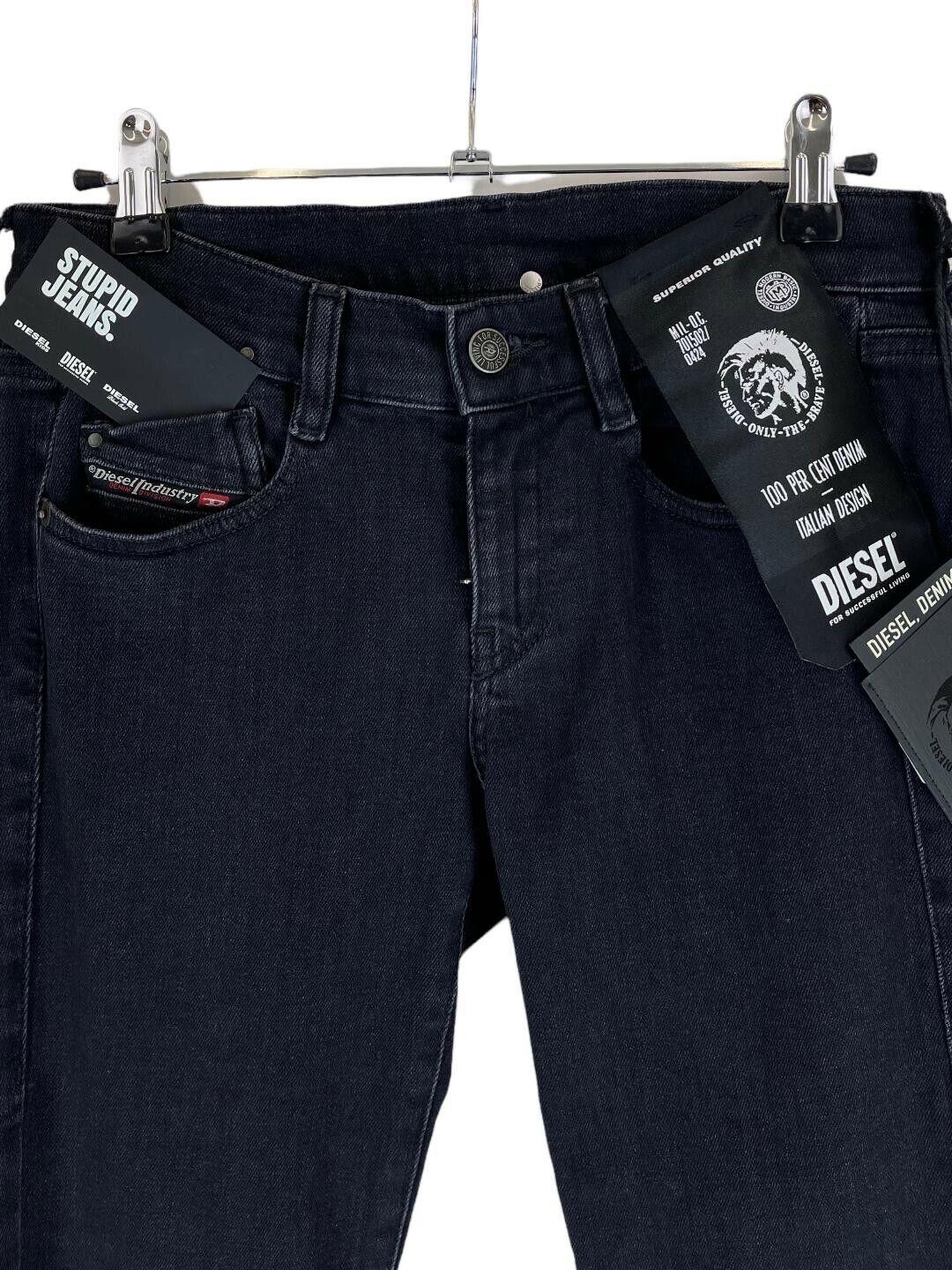 Diesel D-EBBEY A01172 0870G BOOTCUT-FLARE žemu juosmeniu moteriški džinsai