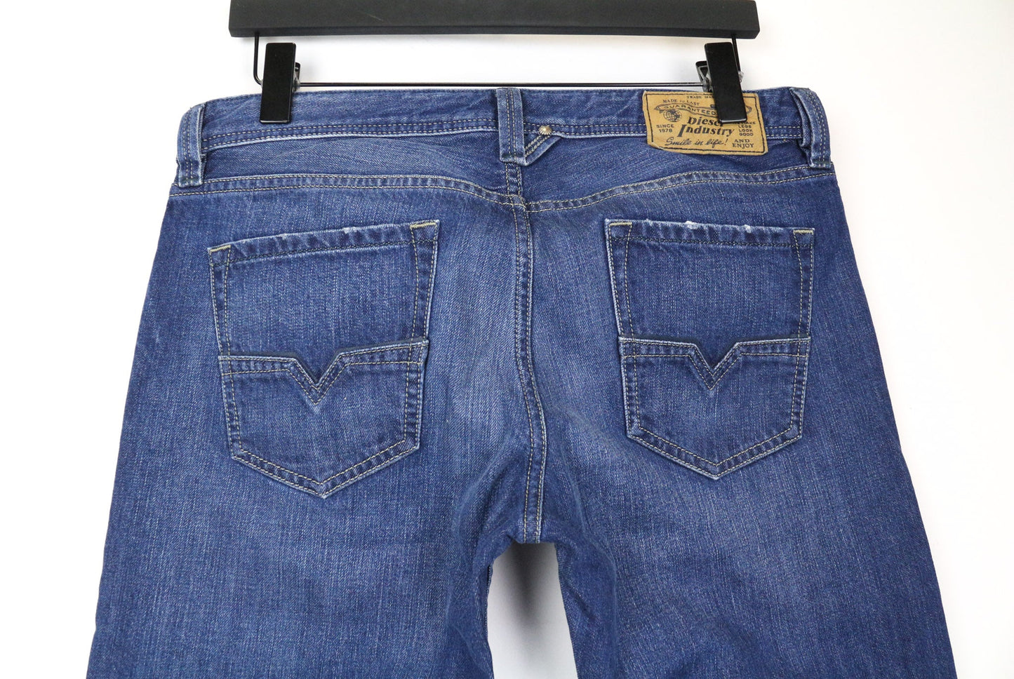 Diesel Mens 1985 LARKEE  Jeans 00C06Q 008XR 1 - Waist 30 - L.32