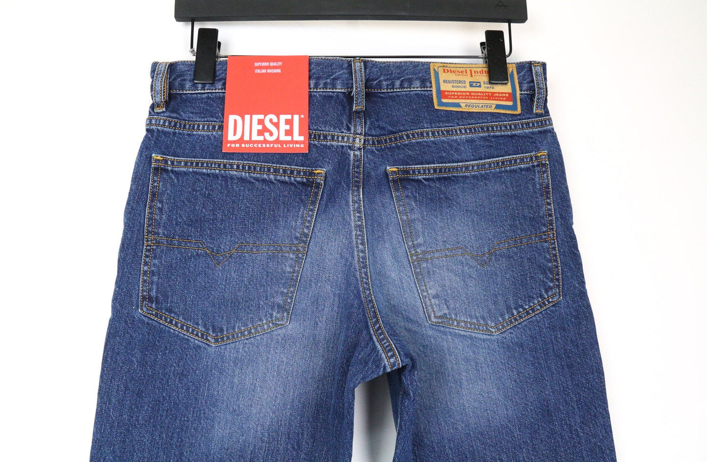 Diesel Mens 1995 D SARK  Jeans A04302 09C65 1 - Waist 31 - L.30