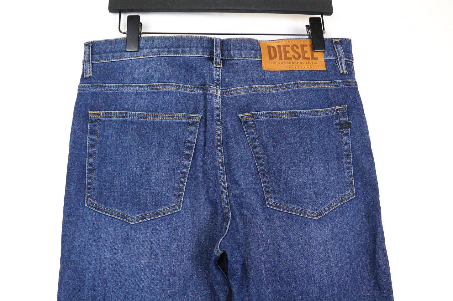 Diesel Mens D FINING  Jeans A01695 09B06 1 - Waist 33 - L 32